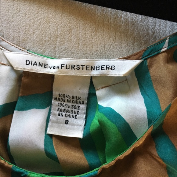 Diane Von Furstenberg Flutter Sleeve Silk Blouse Top Size -8 - Picture 2 of 6